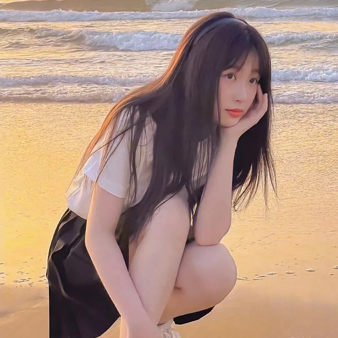 左撇子女人
